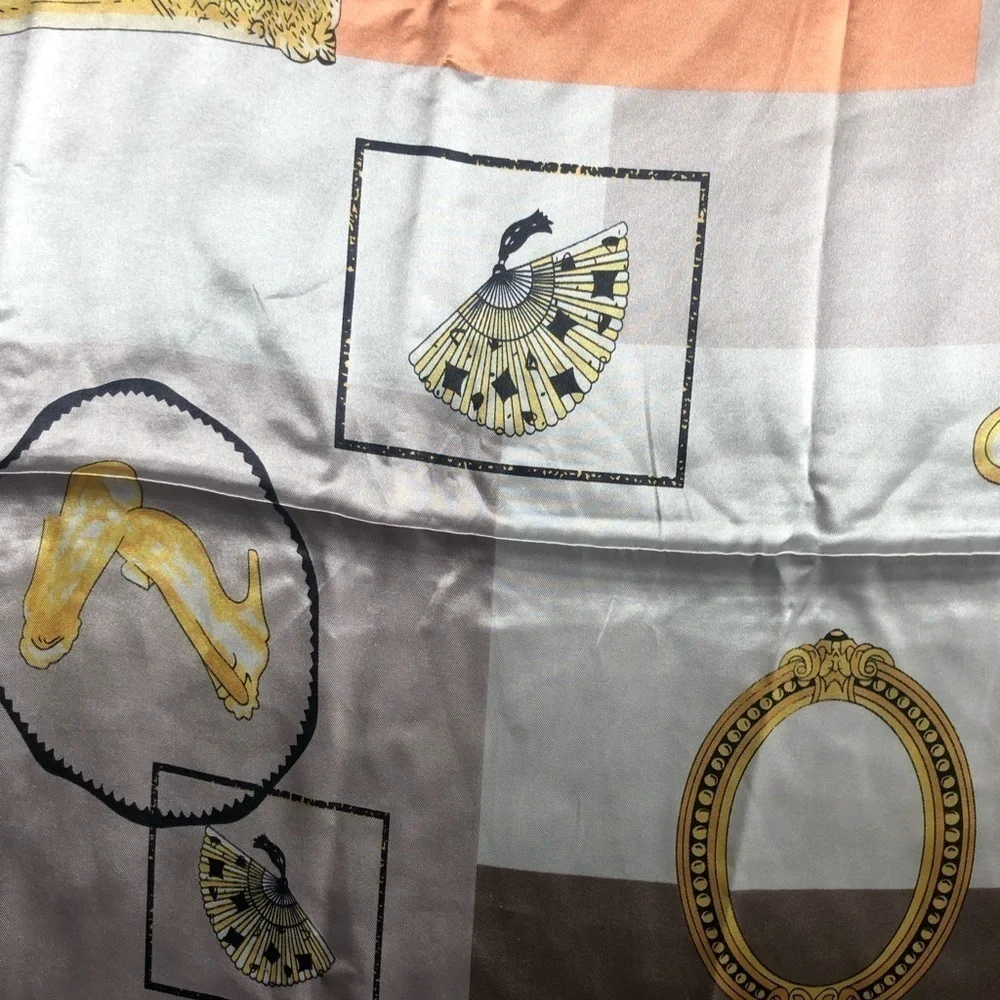 M.O.S.I silky square